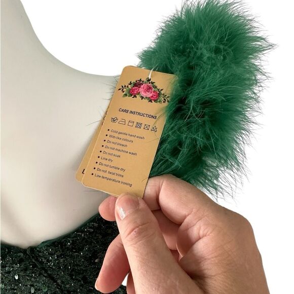 Lindo Noiva Off-The-Shoulder Sequin Evening Dress Green 10 NWT - Picture 6 of 7